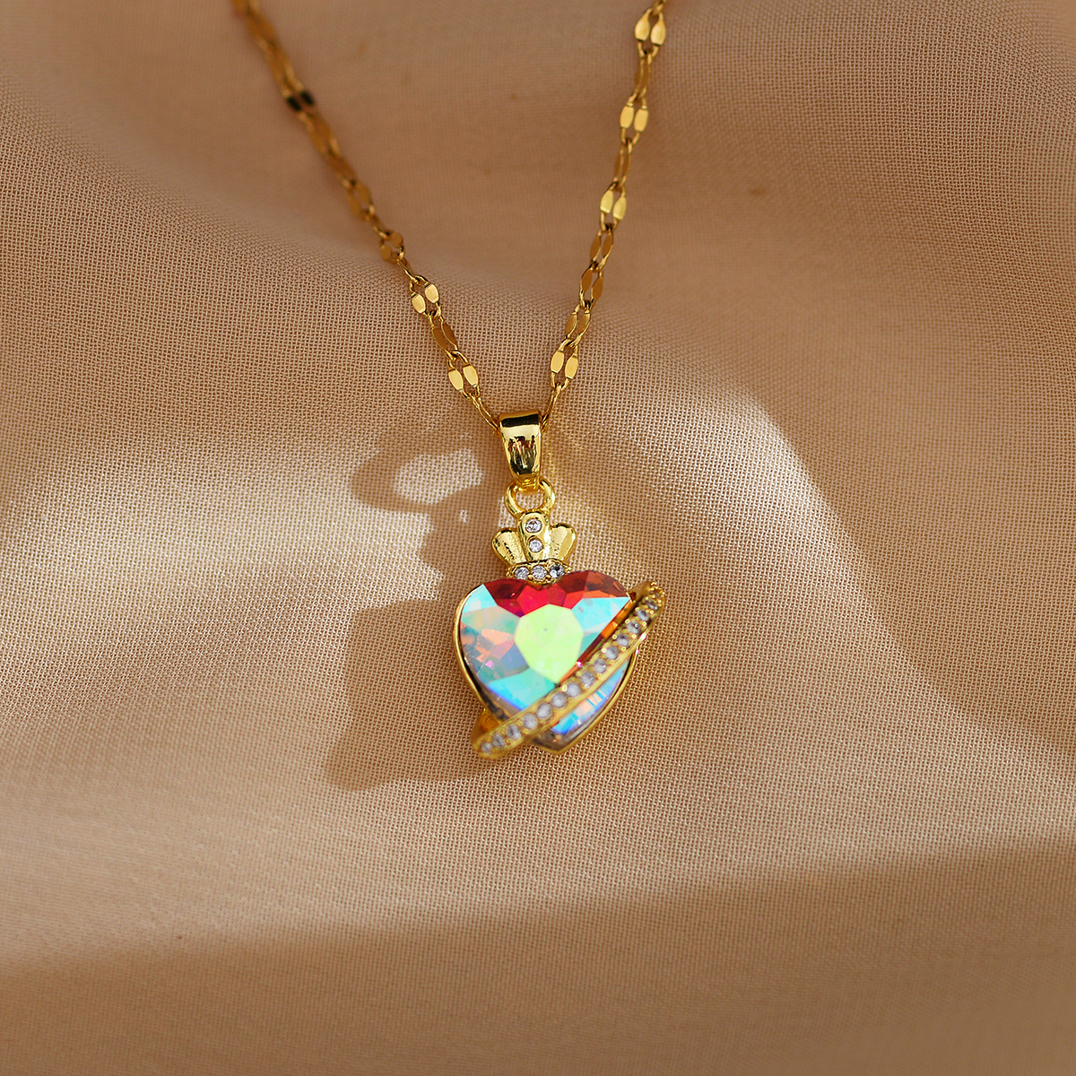 Einfacher Stil Glänzend Herzform Titan Stahl Kupfer Überzug Inlay Zirkon Halskette Mit Anhänger display picture 3