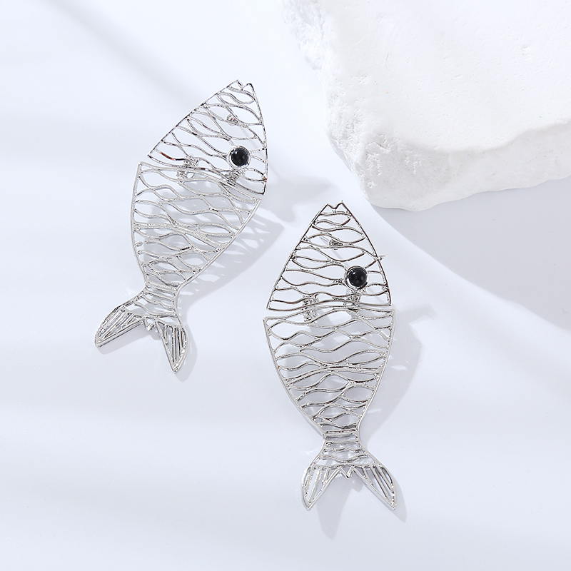 1 Pair Elegant Luxurious Fish Hollow Out Inlay Alloy Artificial Gemstones Ear Studs display picture 7