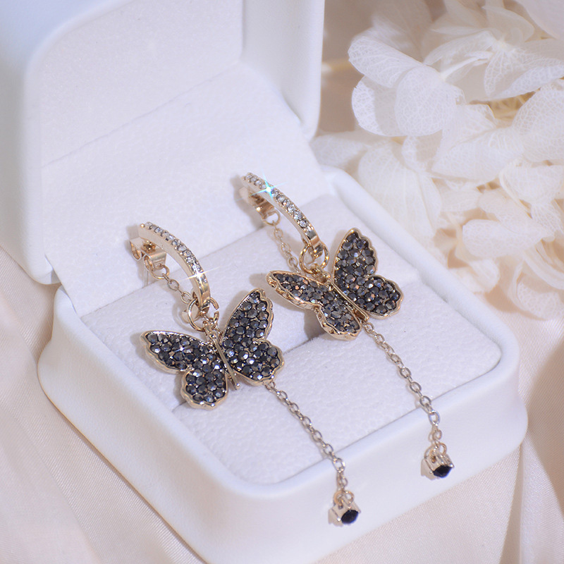 1 Pair Vintage Style Exaggerated Butterfly Inlay Copper Rhinestones Drop Earrings display picture 4