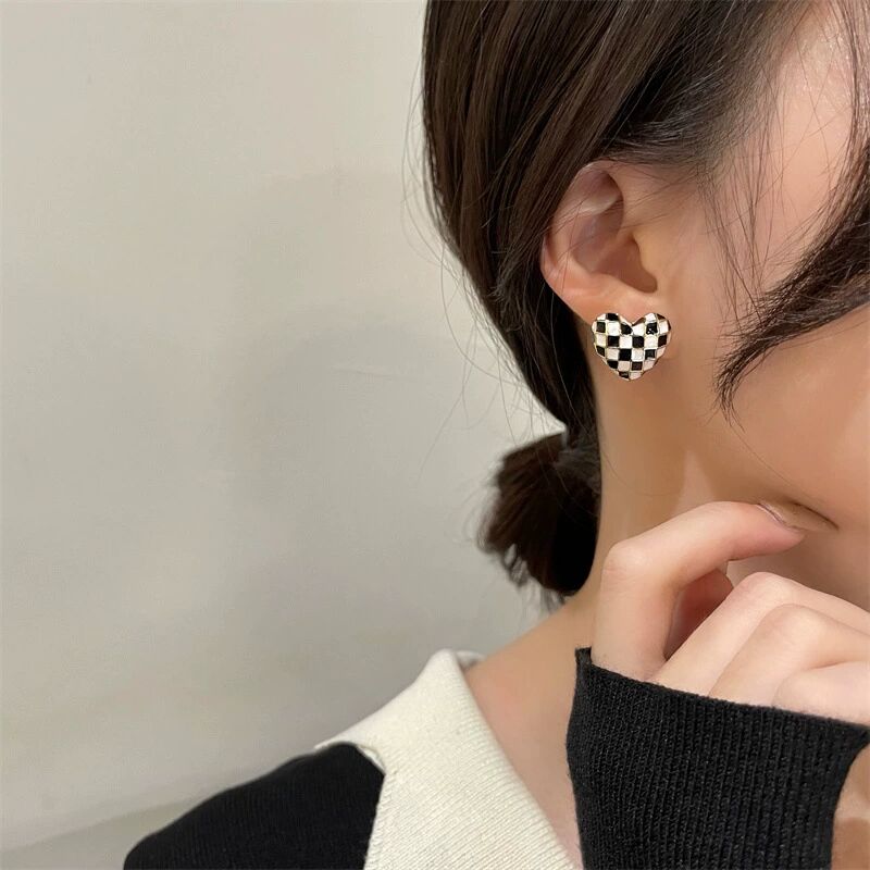 1 Pair Ig Style Sweet Lattice Heart Shape Bow Knot Enamel Plating Inlay Alloy Rhinestones Pearl 18k Gold Plated Drop Earrings display picture 9