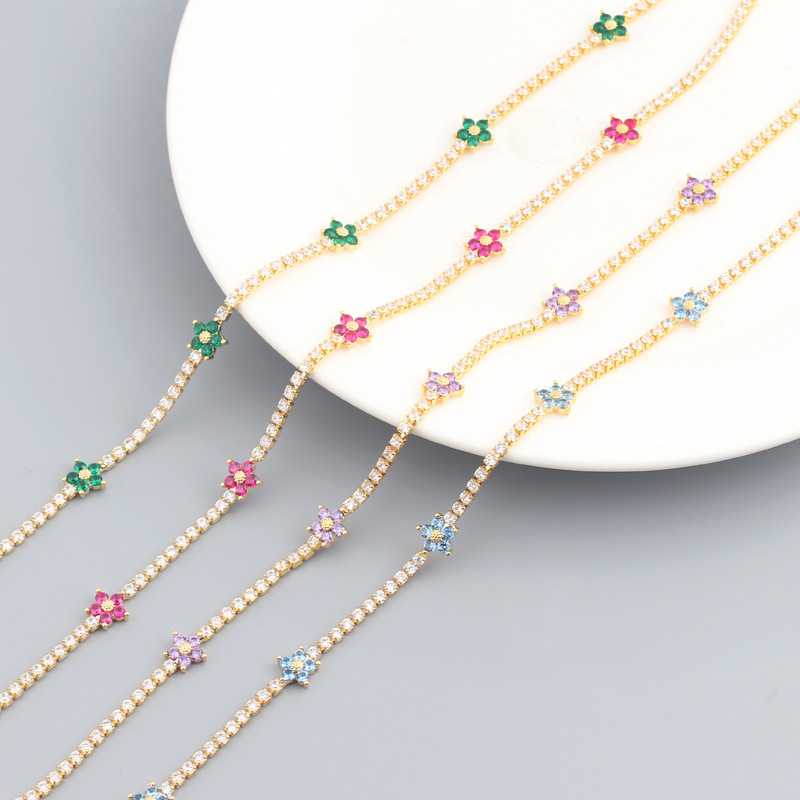 Wholesale Elegant Simple Style Flower Copper Plating Inlay K Gold Plated Zircon Necklace display picture 1