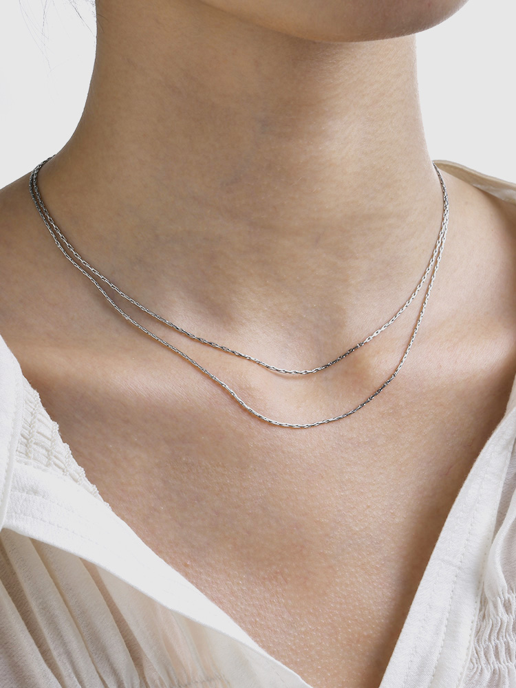 304 Stainless Steel IG Style Simple Style Layered Solid Color Layered Necklaces display picture 7