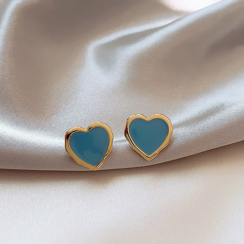 1 Pair Simple Style Korean Style Heart Shape Enamel Alloy Ear Studs display picture 5