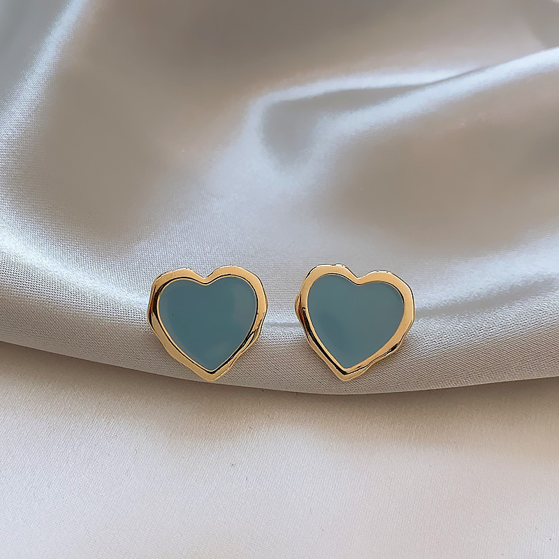 1 Pair Simple Style Korean Style Heart Shape Enamel Alloy Ear Studs display picture 1