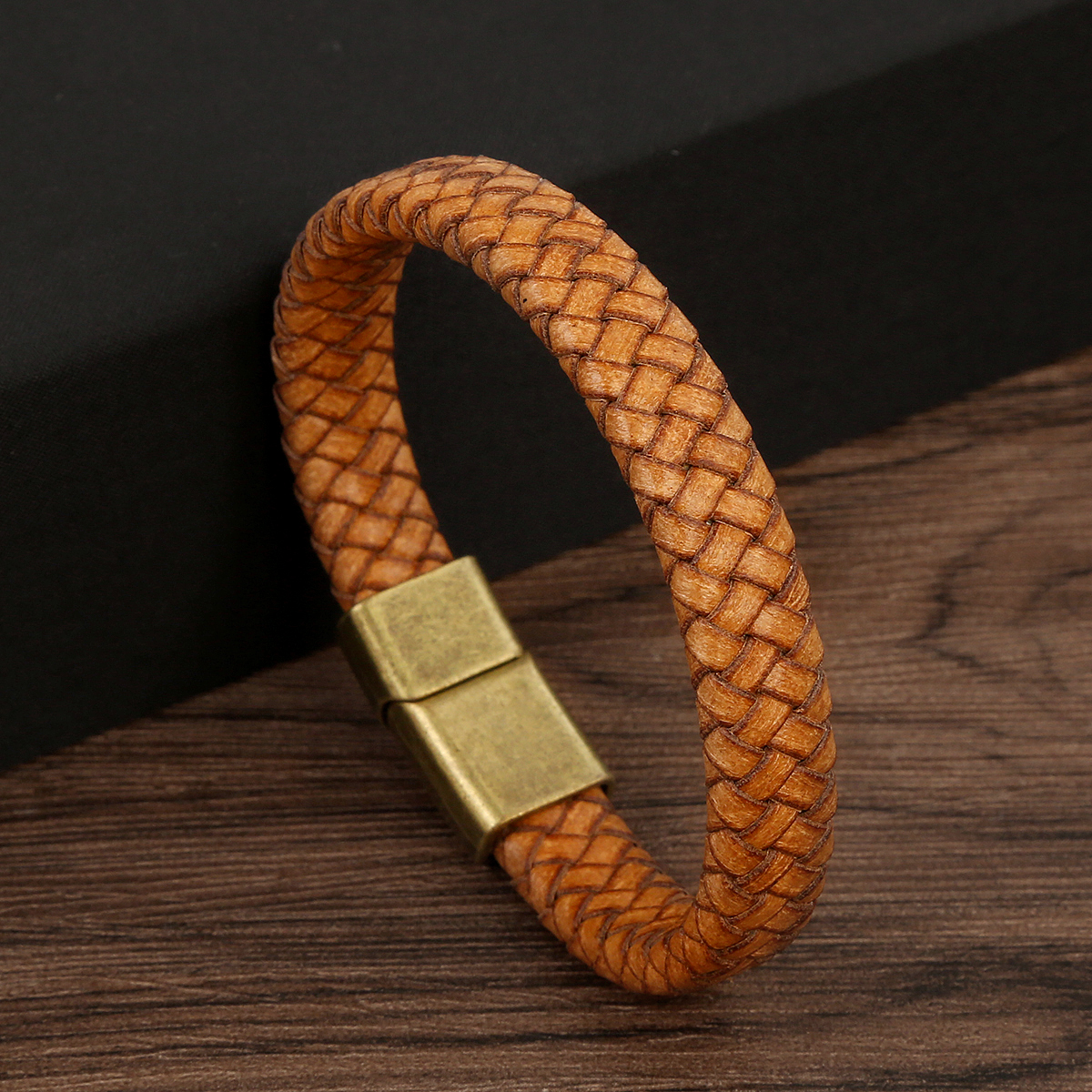 Hip-Hop Streetwear Solid Color Alloy Leather Handmade Braid Men'S Bangle display picture 4