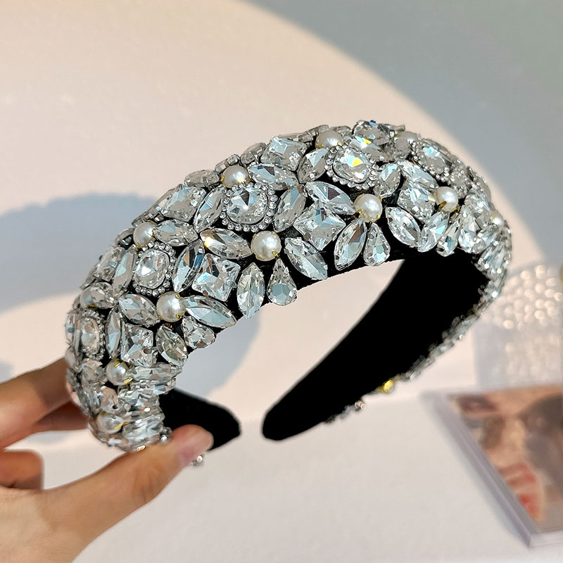 Baroque Style Color Block Imitation Pearl Rhinestone Flannel Hair Band display picture 13