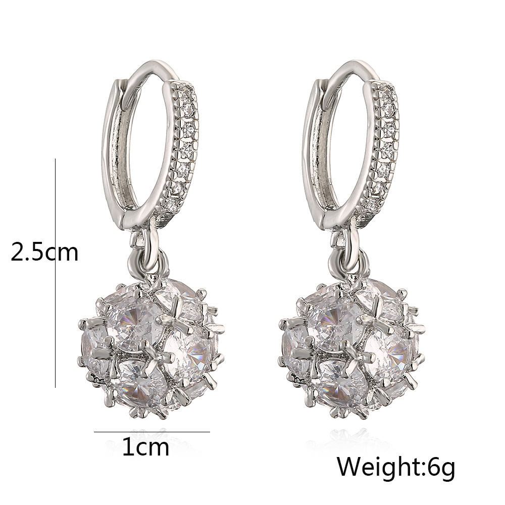 1 Pair Simple Style Commute Round Plating Inlay Copper Zircon 18k Gold Plated Drop Earrings display picture 1
