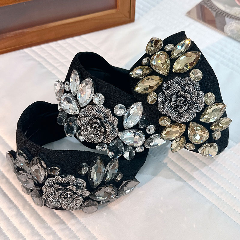 Baroque Style Water Droplets Flower Alloy Rhinestone Hair Band display picture 1