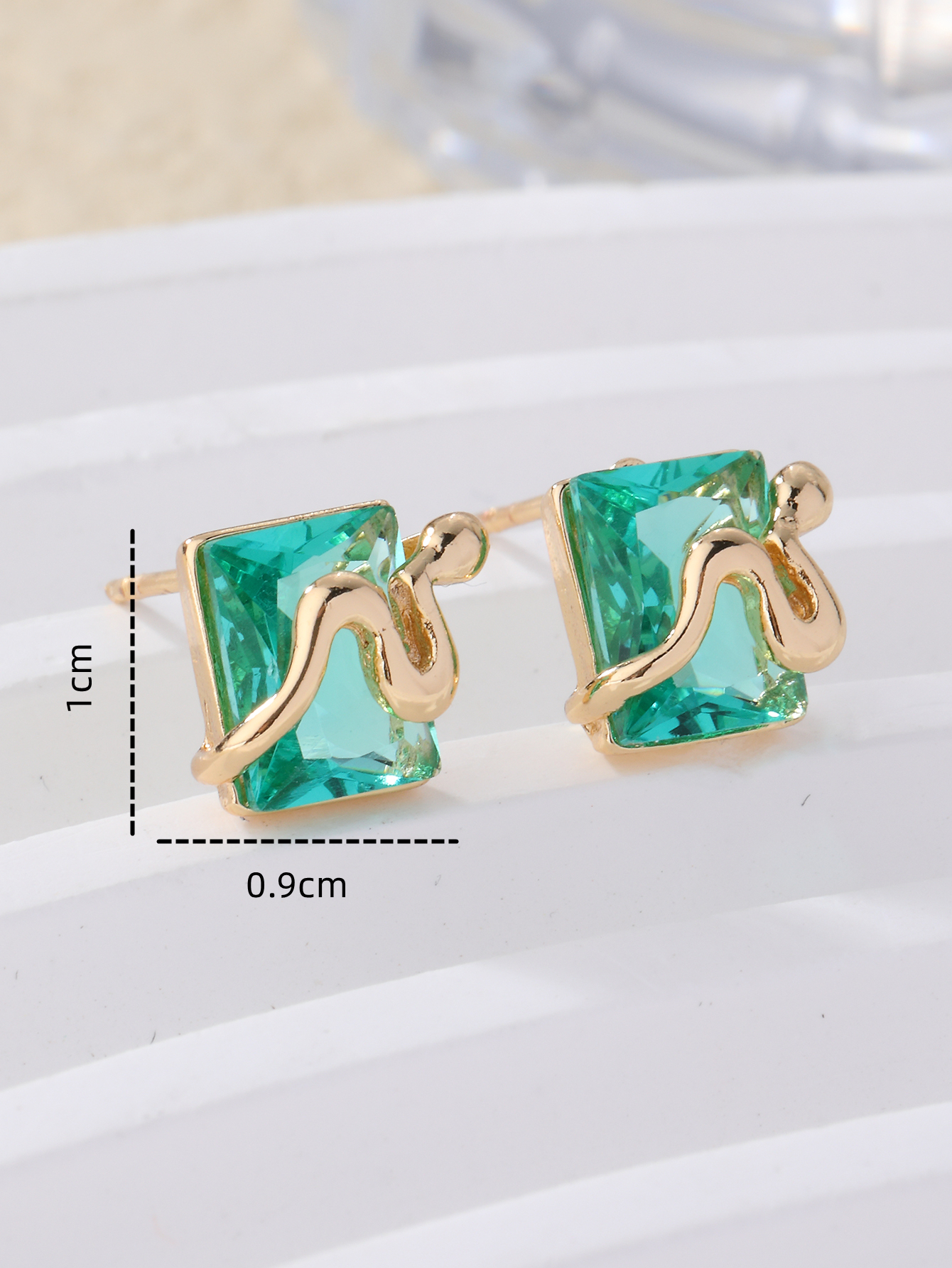 1 Pair Elegant Square Plating Inlay Metal Brass Zircon Gold Plated Ear Studs display picture 6