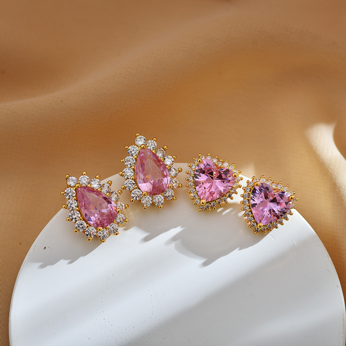 Elegant Sweet Water Droplets Heart Shape Copper Inlay Zircon Earrings Necklace display picture 2