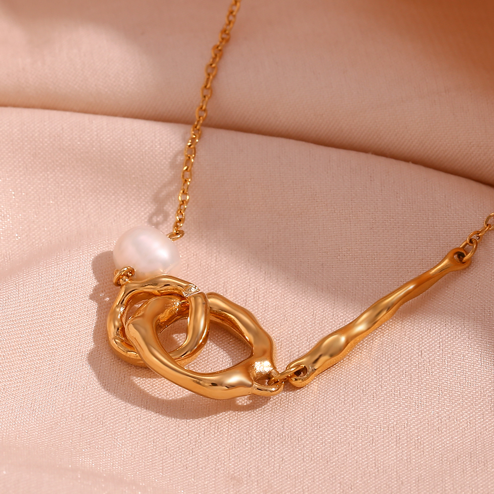 Einfacher Stil Klassischer Stil Doppelring Perle Rostfreier Stahl Überzug 18 Karat Vergoldet Halskette display picture 7