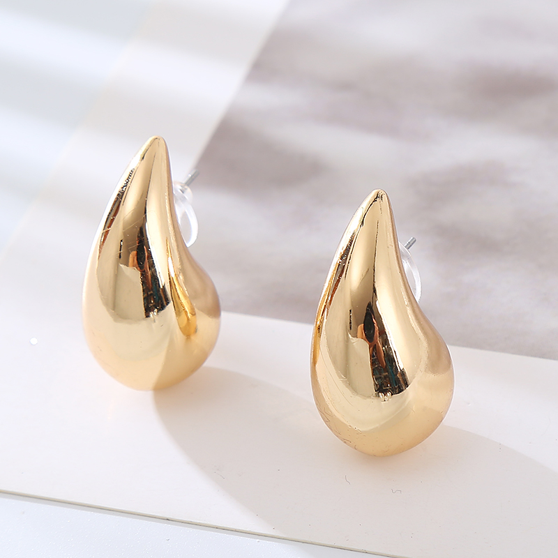 1 Pair Vacation Solid Color Plating Stainless Steel Gold Plated Silver Plated Ear Studs display picture 7