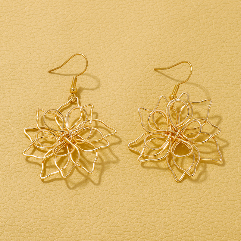 1 Pair Glam Flower Plating Alloy Drop Earrings display picture 4