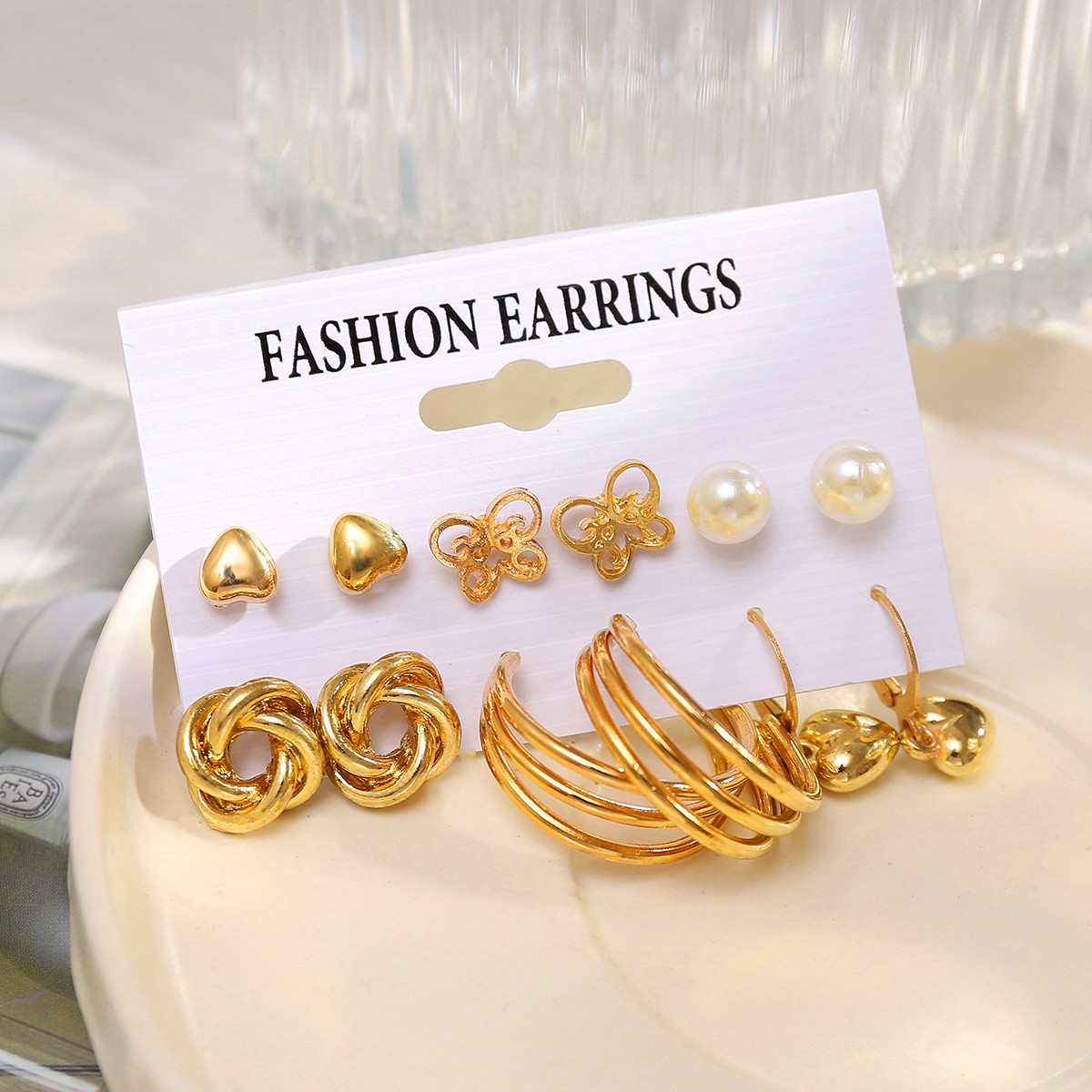 6 Pairs Retro Luxurious Classic Style Animal Heart Shape Butterfly Plating Inlay Alloy Artificial Pearls Gold Plated Silver Plated Drop Earrings Ear Studs display picture 20