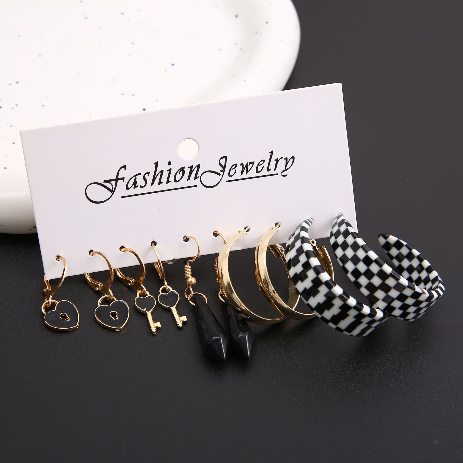 6 Pairs Retro Luxurious Classic Style Animal Heart Shape Butterfly Plating Inlay Alloy Artificial Pearls Gold Plated Silver Plated Drop Earrings Ear Studs display picture 28