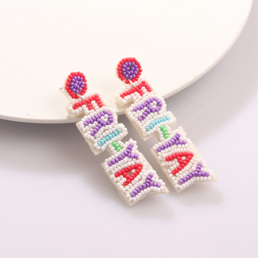 1 Pair Bohemian Letter Heart Shape Pencil Beaded Cloth Glass Drop Earrings display picture 3