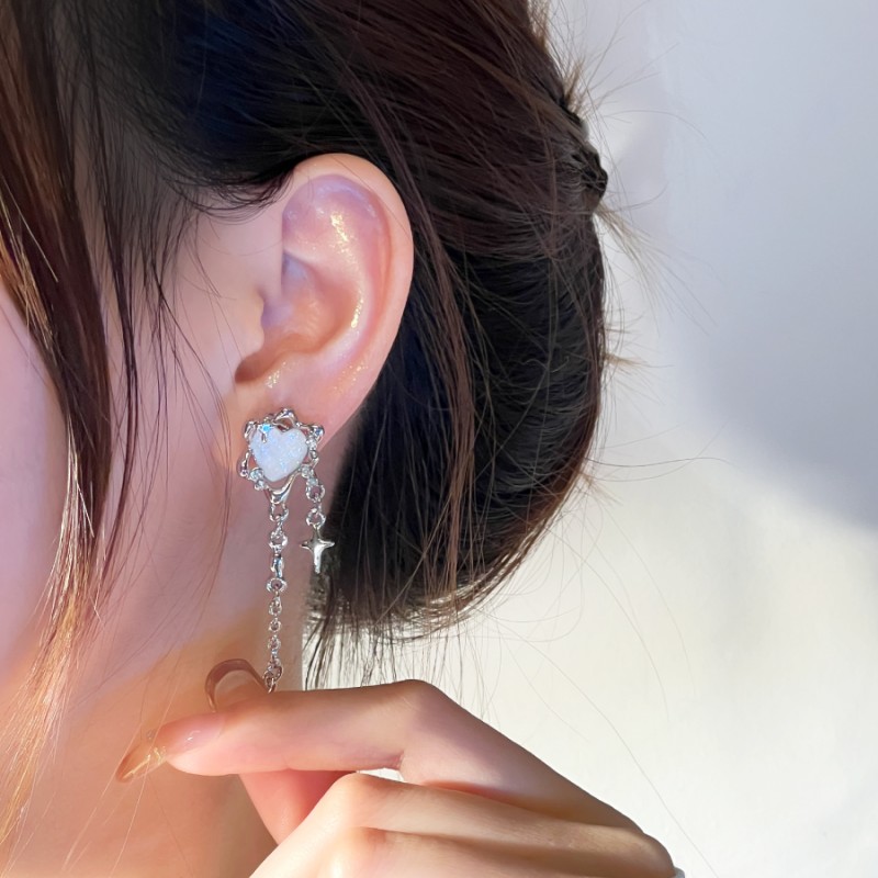 1 Paire Style Coréen Forme De Cœur Alliage Boucles D'oreilles display picture 3
