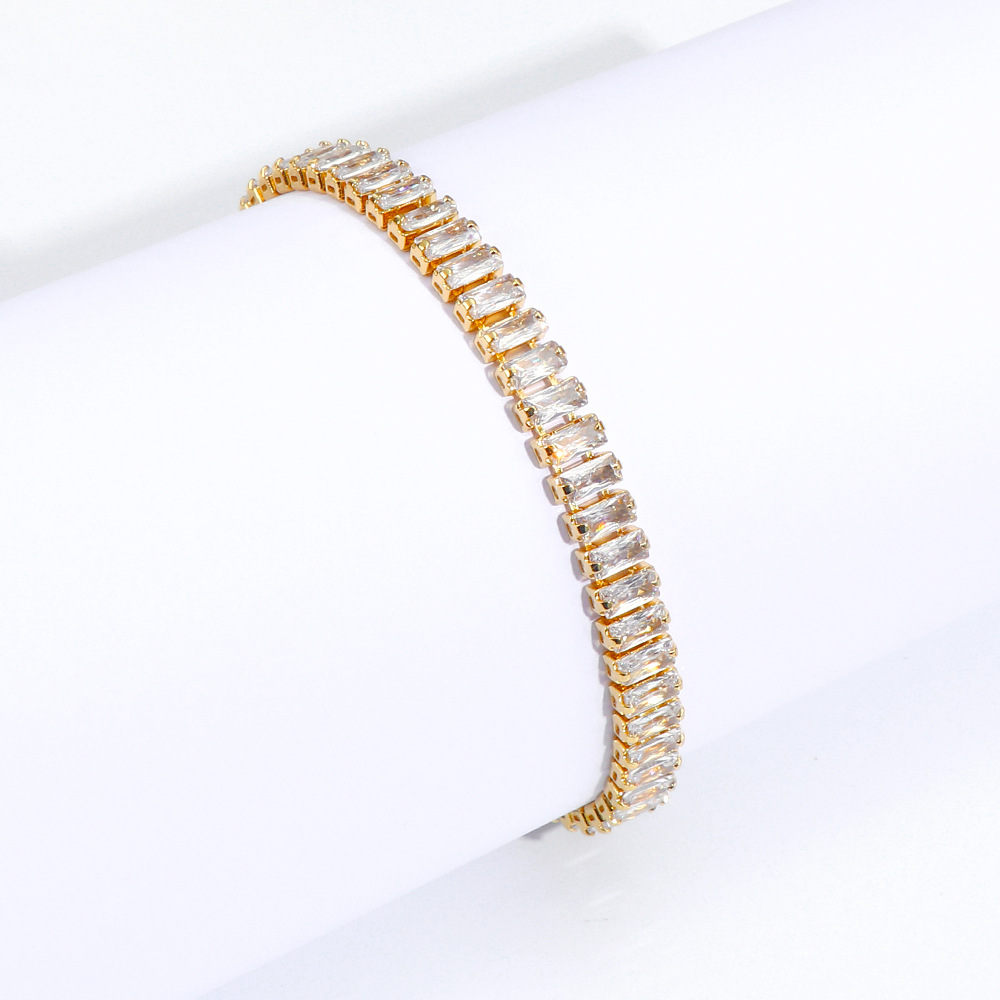 Copper Gold Plated Sweet Inlay Color Block Zircon Bracelets display picture 3
