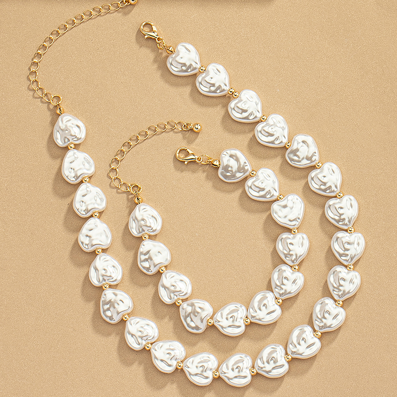 Elegant Retro Commute Heart Shape Alloy Baroque Pearls Plating Women's Bracelets Necklace display picture 5