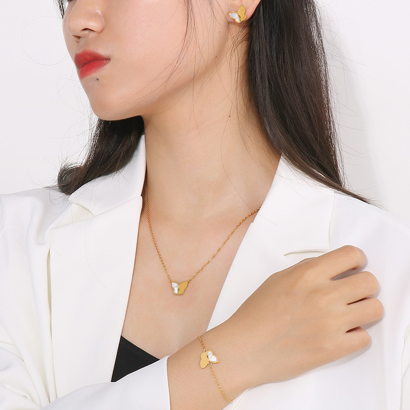 Titan Stahl 18 Karat Vergoldet Elegant Einfacher Stil Schmetterling Bogenknoten Armbänder Ohrringe Halskette display picture 11