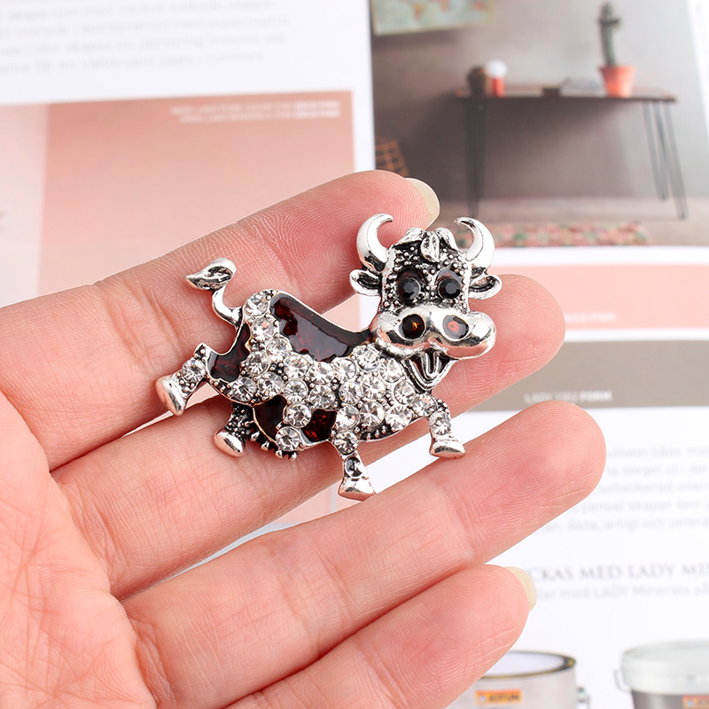 Cute Novelty Streetwear Animal Alloy Unisex Brooches display picture 4