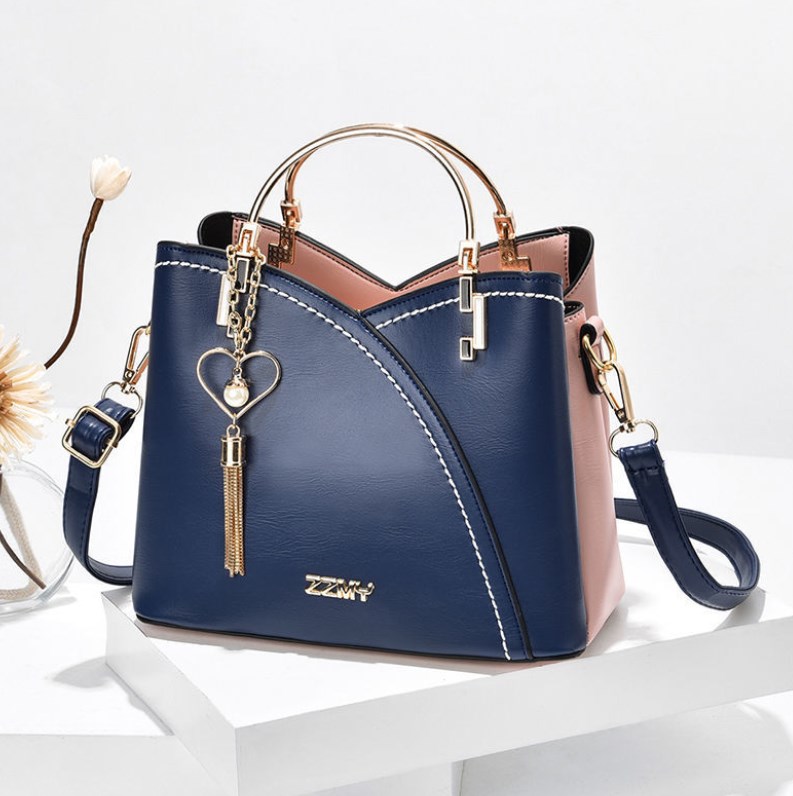 Women's Medium Pu Leather Color Block Streetwear Square Zipper Shoulder Bag Handbag Crossbody Bag display picture 1