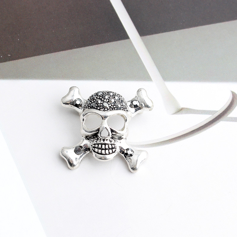 Funny Skull Alloy Inlay Alloy Men's Brooches display picture 1