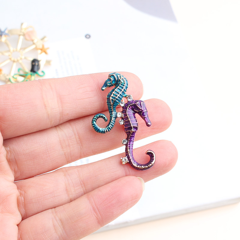 Fashion Hippocampus Alloy Enamel Inlay Rhinestones Unisex Brooches display picture 1