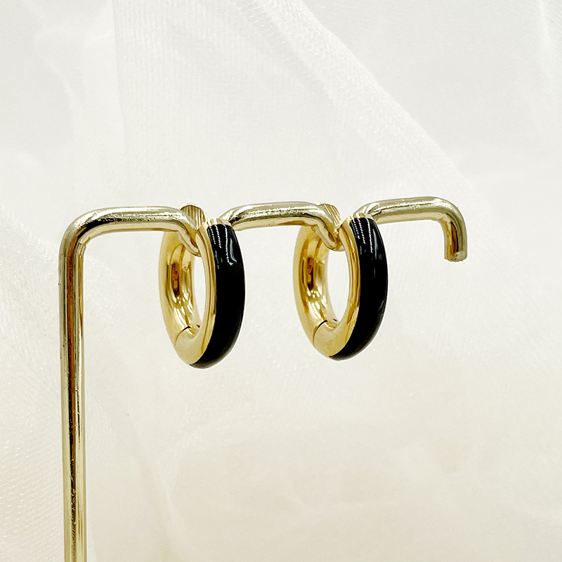 1 Pair Commute C Shape Polishing Enamel Plating 304 Stainless Steel 14K Gold Plated Earrings display picture 1