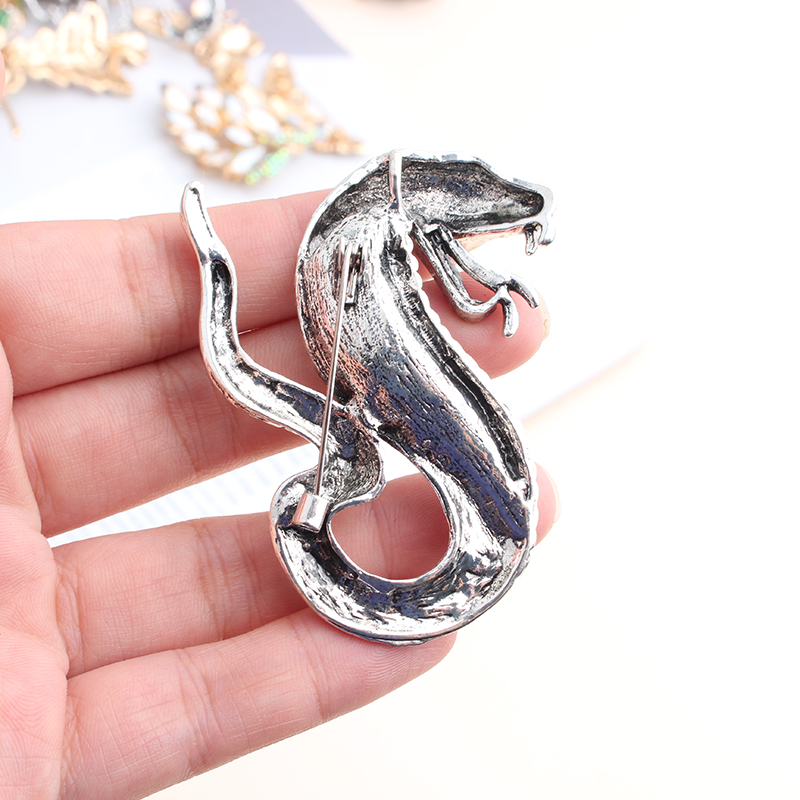 Exaggerated Funny Snake Alloy Unisex Brooches display picture 4