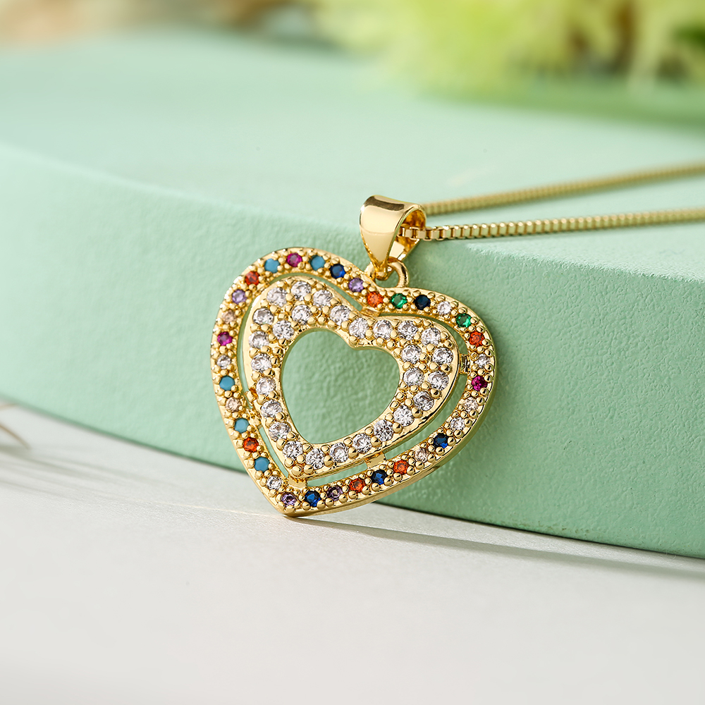 Simple Style Commute Colorful Heart Shape Copper Plating Inlay Zircon 18k Gold Plated Pendant Necklace display picture 5