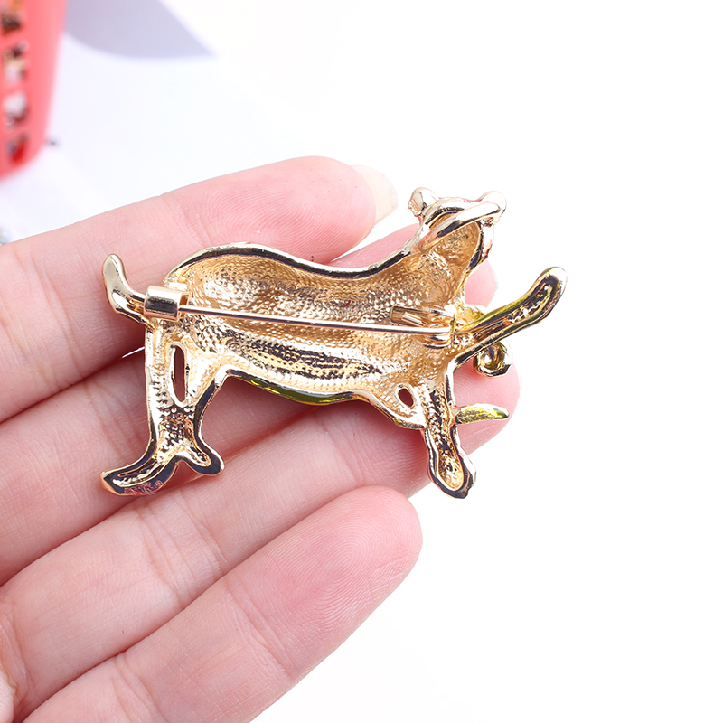 Exaggerated Handmade Cheetah Alloy Enamel Unisex Brooches display picture 1