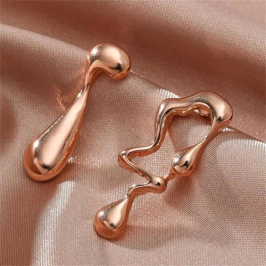 1 Pair Casual Asymmetrical Alloy Ear Studs display picture 5