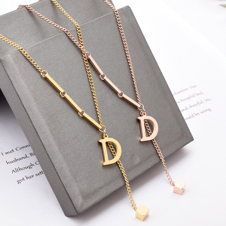 Simple Style Letter Titanium Steel Plating 18k Gold Plated Necklace display picture 1