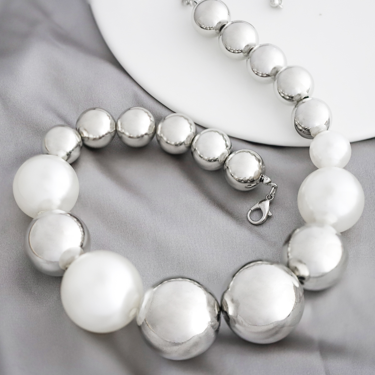 Simple Style Pearl Imitation Pearl Beaded Women's Necklace display picture 9