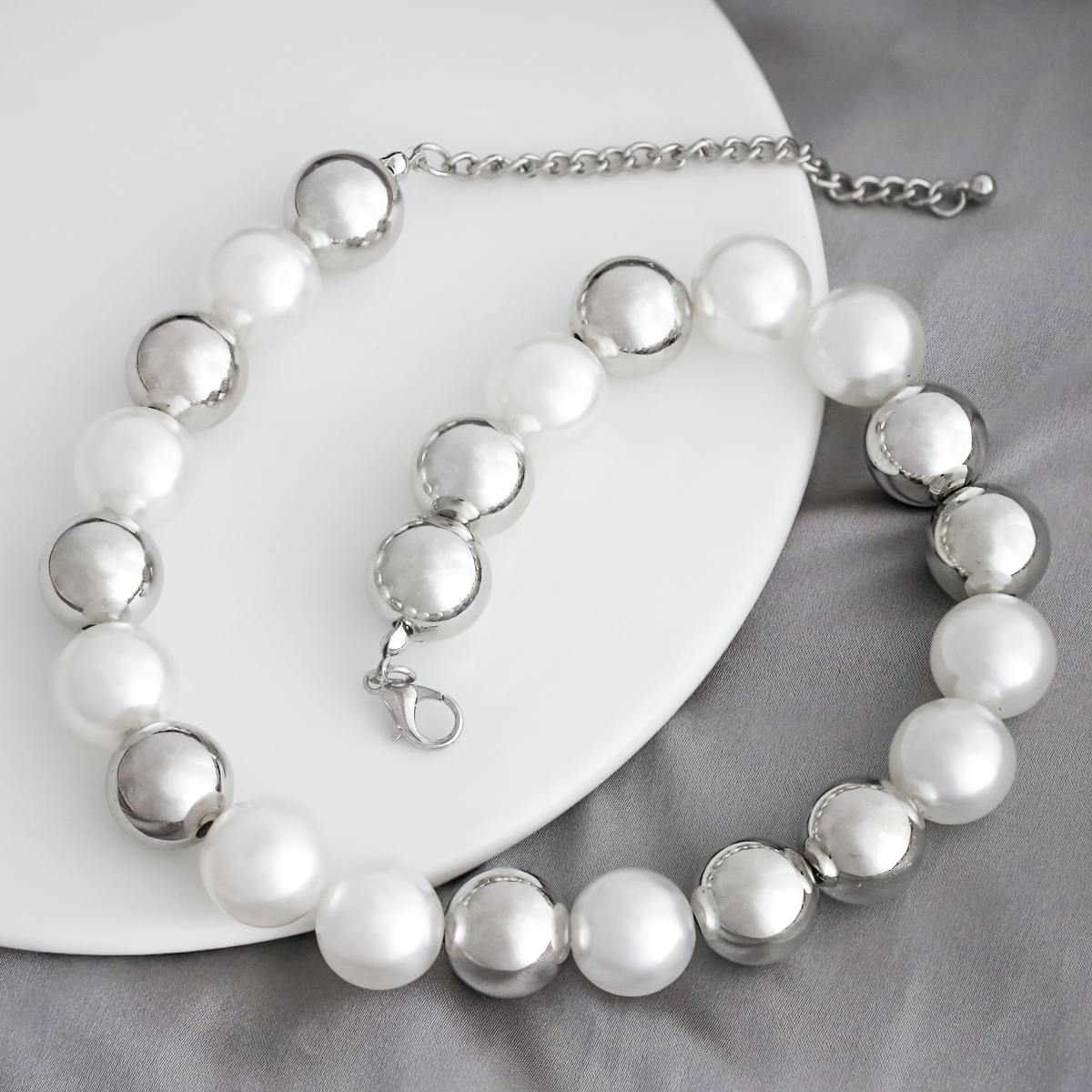 Simple Style Pearl Imitation Pearl Beaded Women's Necklace display picture 5