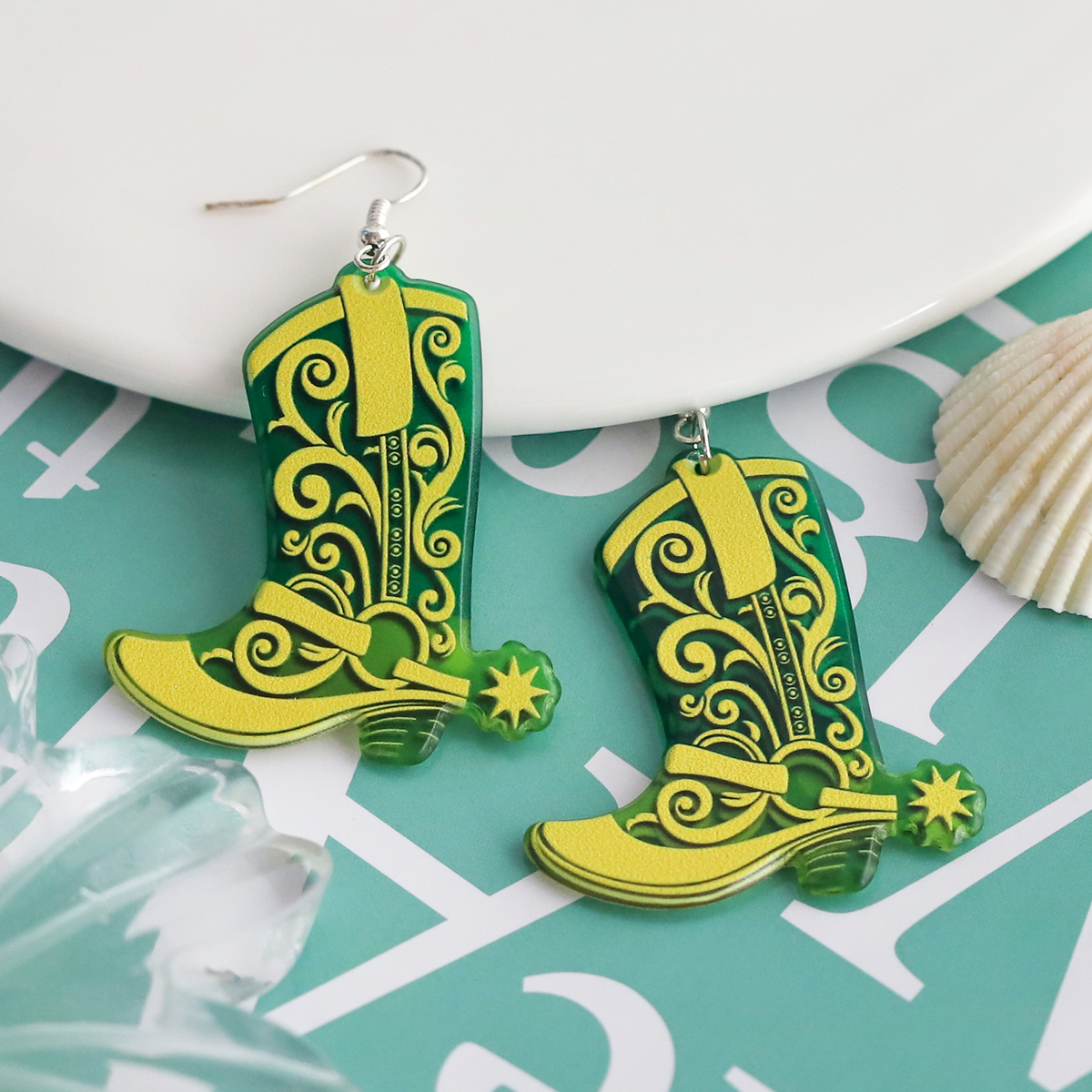 1 Pair Exaggerated Cowboy Style Boots Inlay Alloy Plastic Resin Drop Earrings display picture 11