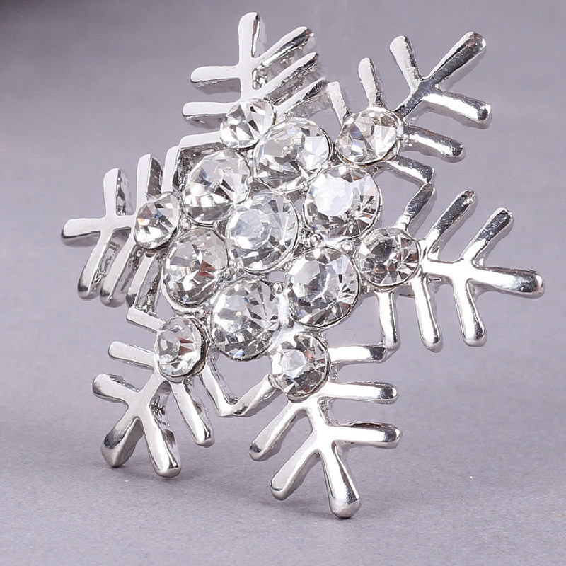 Estilo Simple Copo De Nieve Aleación Diamante De Imitación Embutido Diamantes De Imitación Mujeres Broches display picture 5
