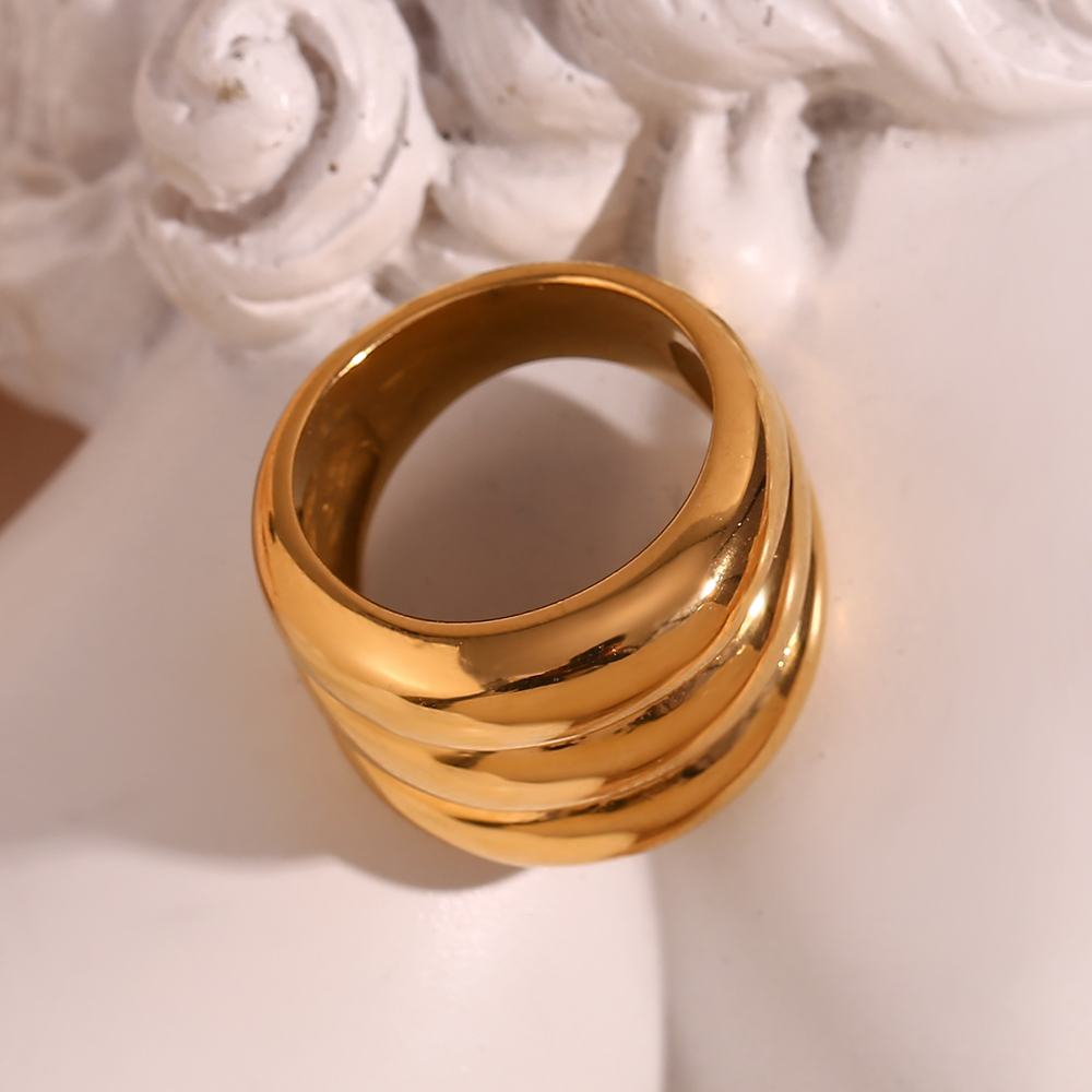 Vintage Style Simple Style Solid Color Stainless Steel Plating 18k Gold Plated Rings display picture 9
