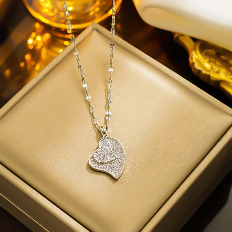 Sweet Heart Shape Titanium Steel Plating Inlay Zircon 18k Gold Plated Pendant Necklace display picture 1