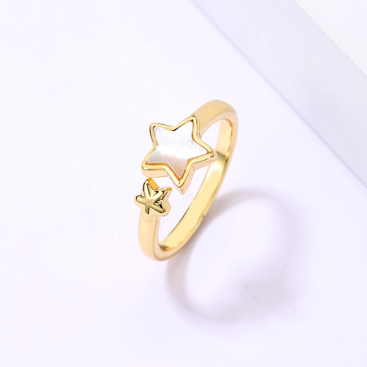 Casual Sweet Star Moon Heart Shape Shell Plating Inlay Shell Zircon 18k Gold Plated Women's Open Rings display picture 2
