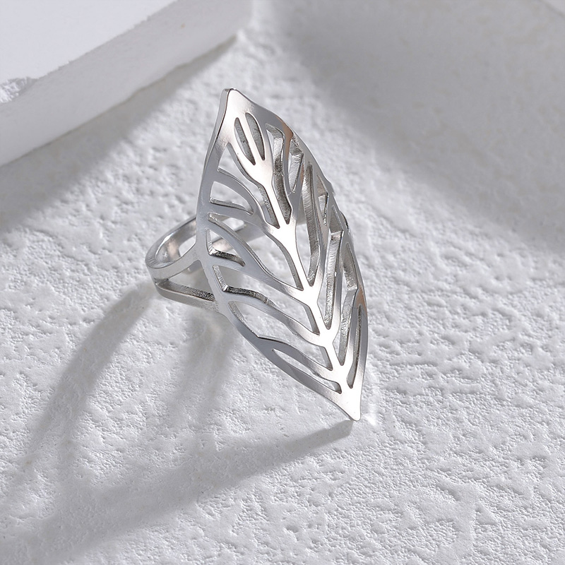 304 Stainless Steel 14K Gold Plated Casual Simple Style Plating Hollow Out Leaves Open Rings display picture 2
