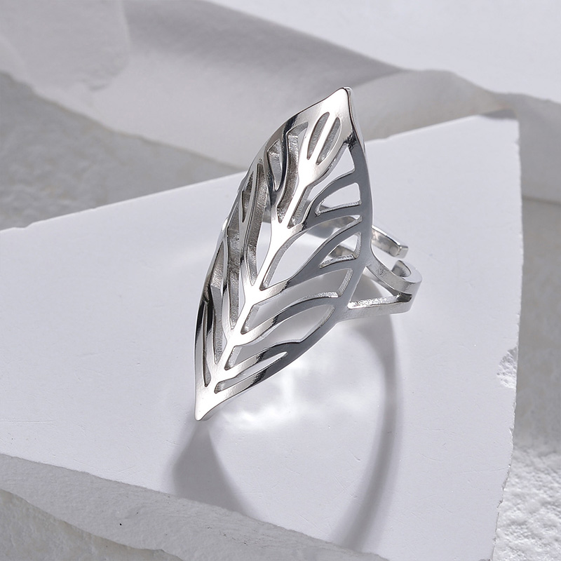 304 Stainless Steel 14K Gold Plated Casual Simple Style Plating Hollow Out Leaves Open Rings display picture 4