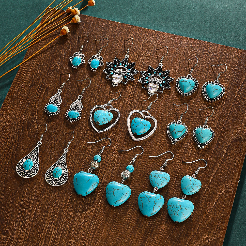 1 Pair Vintage Style Heart Shape Inlay Alloy Turquoise Silver Plated Drop Earrings display picture 3