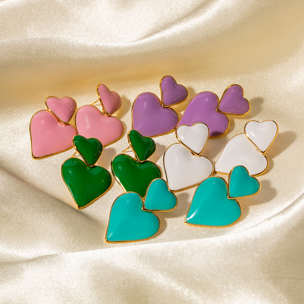 1 Pair Retro Heart Shape Enamel Plating Stainless Steel 18k Gold Plated Drop Earrings display picture 7