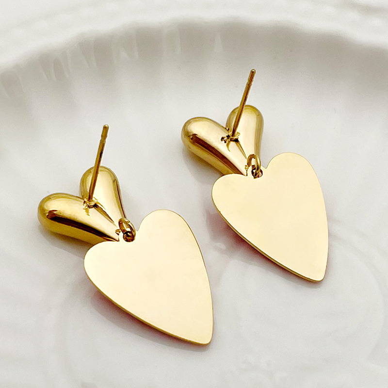 1 Pair Casual Elegant Sweet Heart Shape Enamel Plating 304 Stainless Steel 14K Gold Plated Ear Studs display picture 2