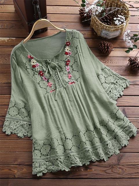 Women's Eyelet Top 3/4 Length Sleeve Blouses Washed Casual Vintage Style Solid Color display picture 2