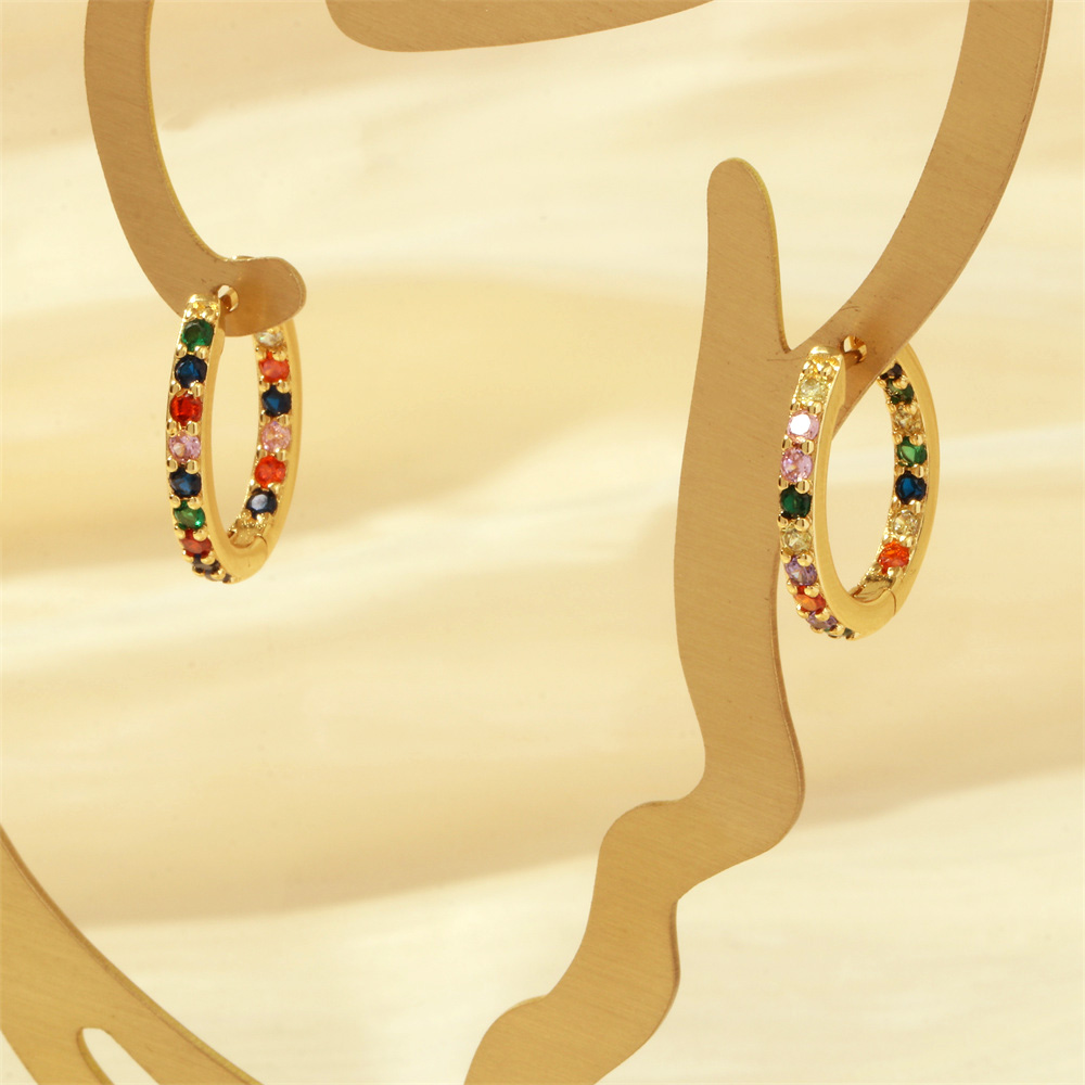 1 Paar Einfacher Stil Kreis Überzug Inlay Kupfer Zirkon 18 Karat Vergoldet Reif Ohrringe display picture 2