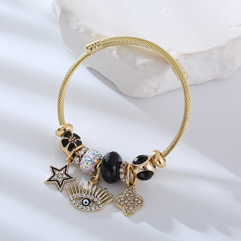 Wholesale Jewelry Elegant Luxurious Geometric Star Heart Shape Alloy Rhinestones Inlay Bangle display picture 6