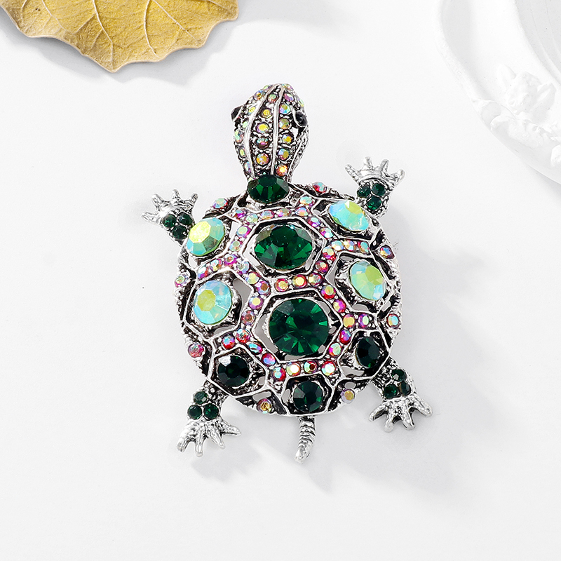 Classic Style Tortoise Alloy Inlay Rhinestones Women's Brooches display picture 7